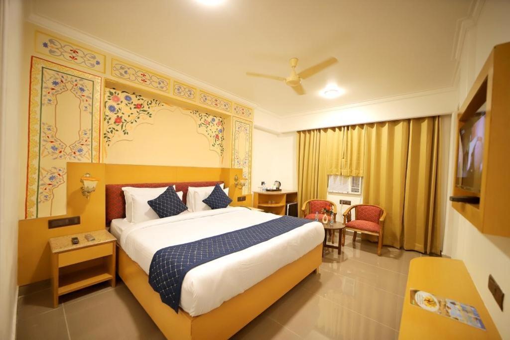 Hotel Ganga Ratan Агра Экстерьер фото