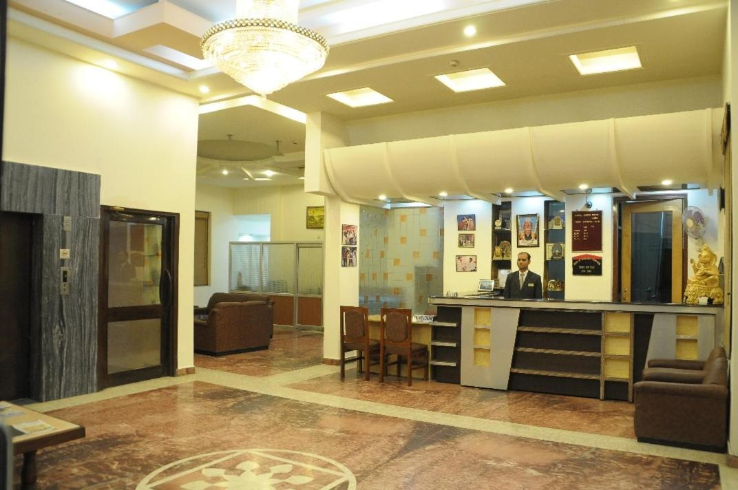 Hotel Ganga Ratan Агра Экстерьер фото
